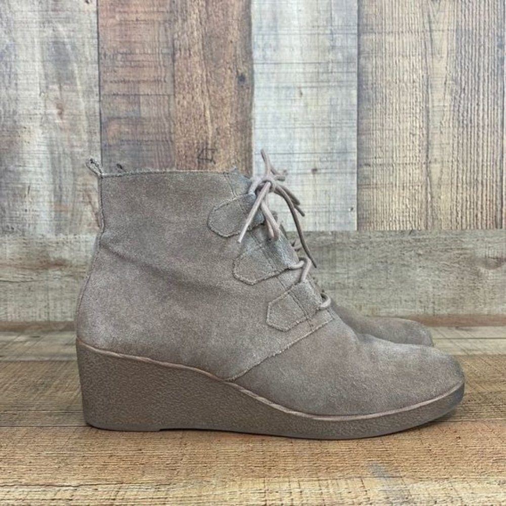 Lucky Brand Tan Suede Jaemma Ankle Booties Womens 7M Lace Up Wedge Boots